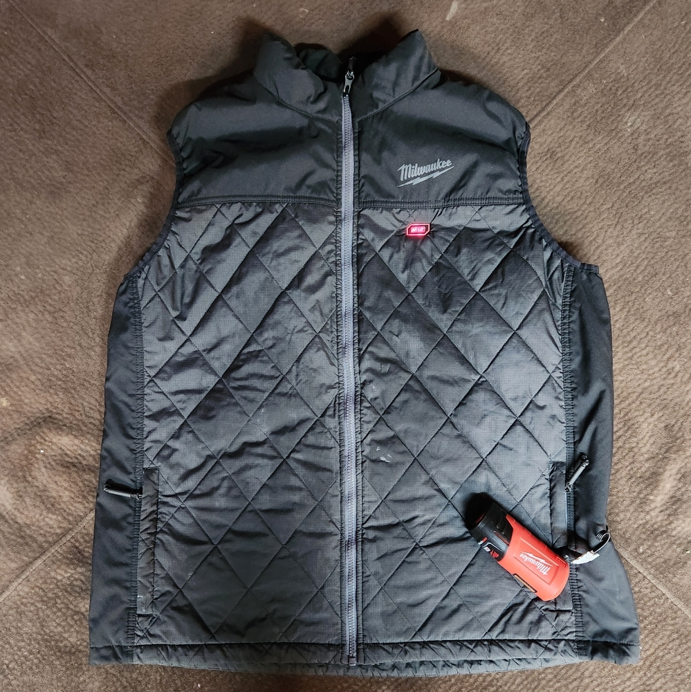 Milwaukee heated vest